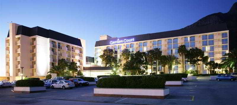 Garden Court Nelson Mandela Boulevard 3*