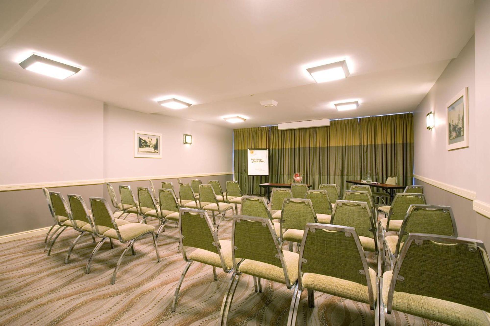 Hotel Garden Court Nelson Mandela Boulevard Cape Town
